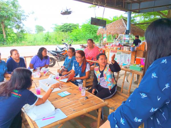 4. กิจกรรมแลกเปลี่ยนเรียนรู้การบริหารจัดการกลุ่มโดยนำหลักปรัชญาเศรษฐกิจพอเพียงไปใช้ในชีวิตประจำวัน วันที่ 9 พฤศจิกายน 2561 ณ ศาลาเอนกประสงค์ หมู่ที่ 7 ต.ท่าขุนราม อ.เมือง จ.กำแพงเพชร